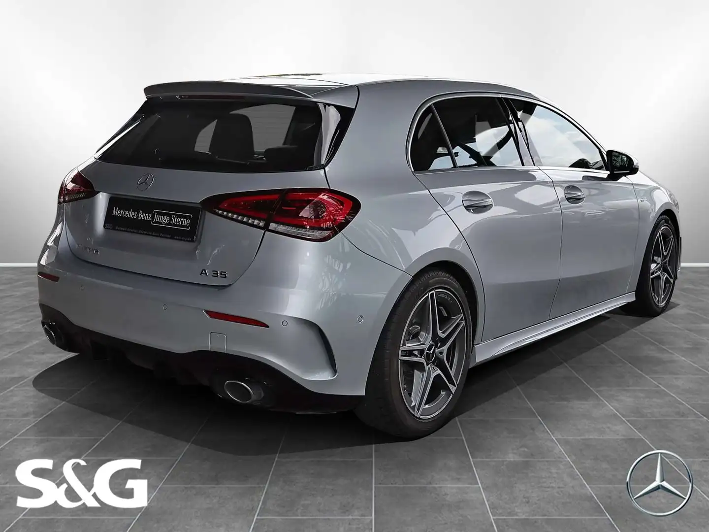 Mercedes-Benz A 35 AMG 4M AMG TOTWINKEL+CARPLAY+MBUX+LED+18" Ezüst - 2