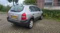 Hyundai TUCSON 2.0i Active Grau - thumbnail 4