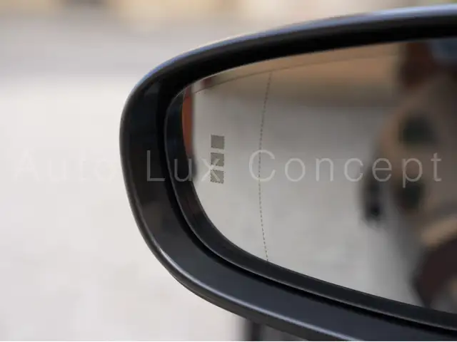 Porsche 911 view 14