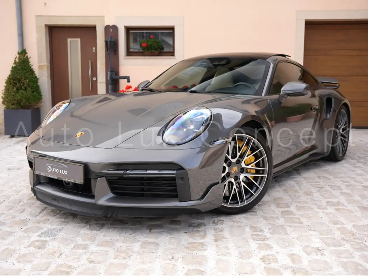Porsche 992