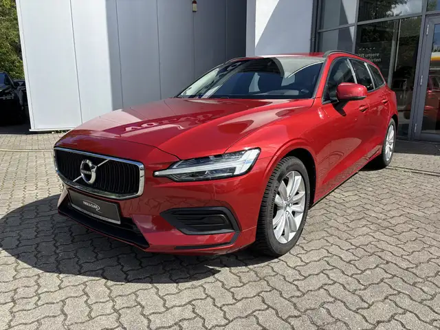 Volvo V60 D3 Momentum LED AHK W LAN NAVI SHZ PDC