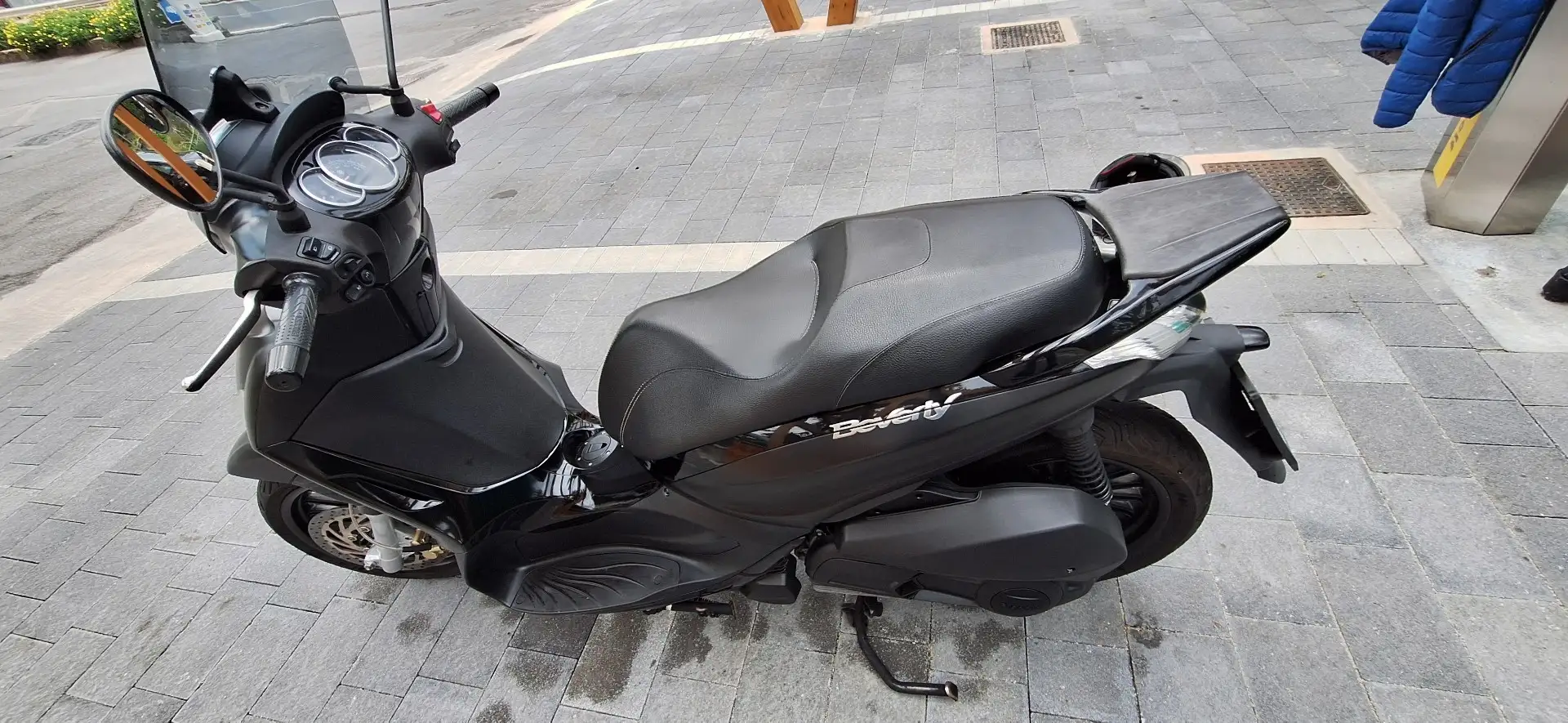 Piaggio Beverly 300 black Negru - 1