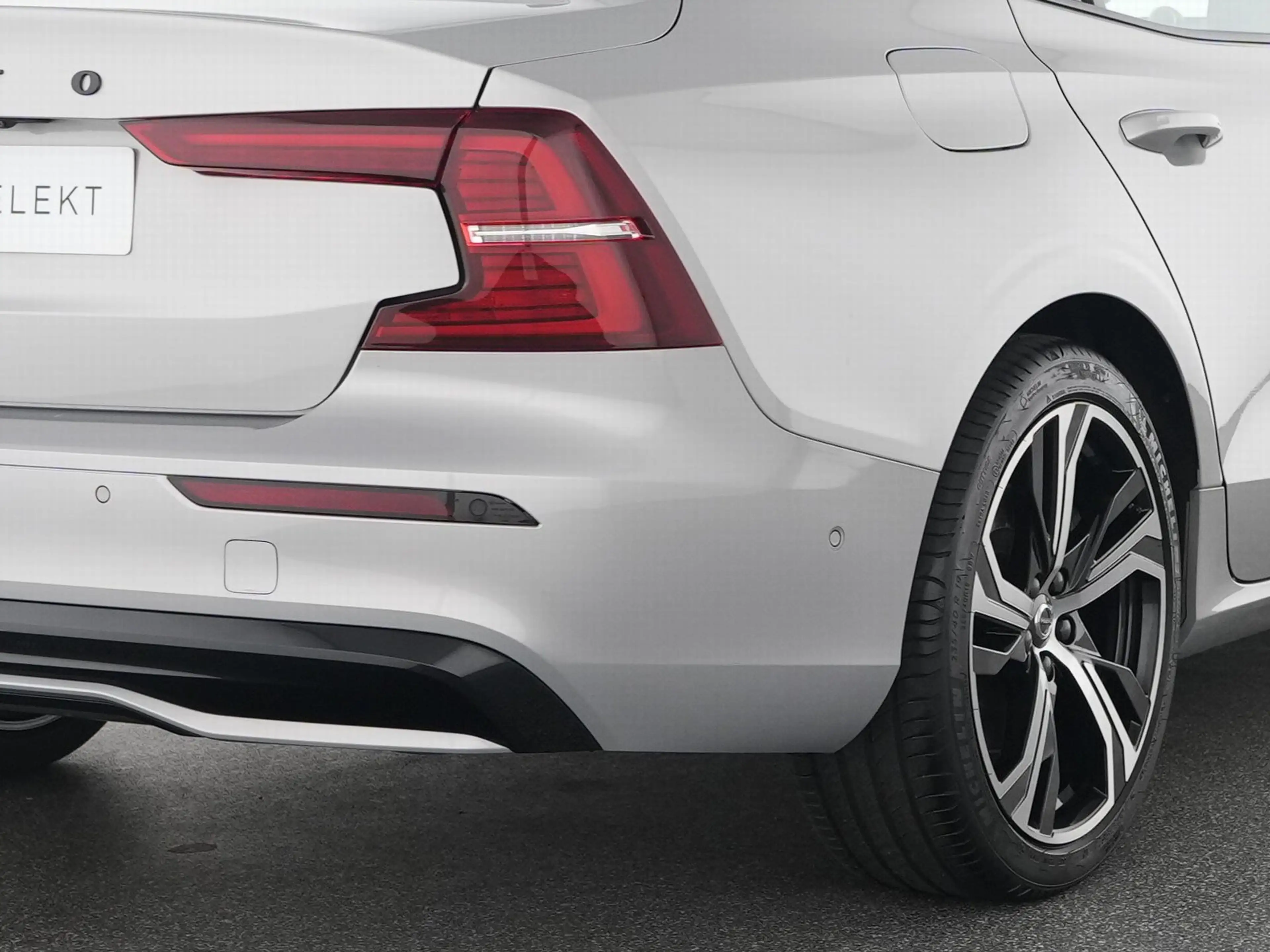 Volvo S60 B5 AWD Geartronic Ultimate Dark B&W-SOUND — photo 9