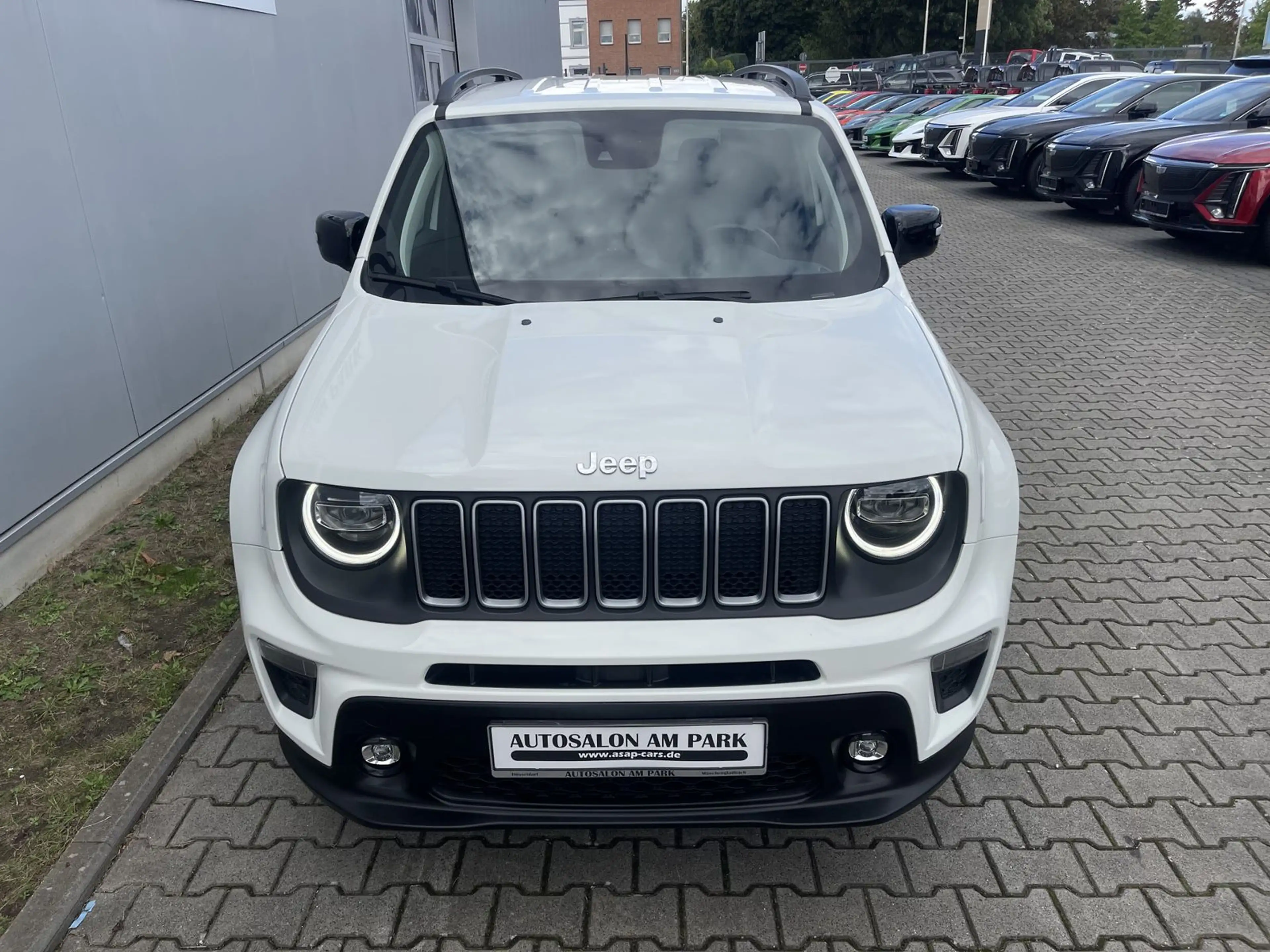 Jeep Renegade Limited 1,5 MHEV Mild Hybrid LED — photo 2