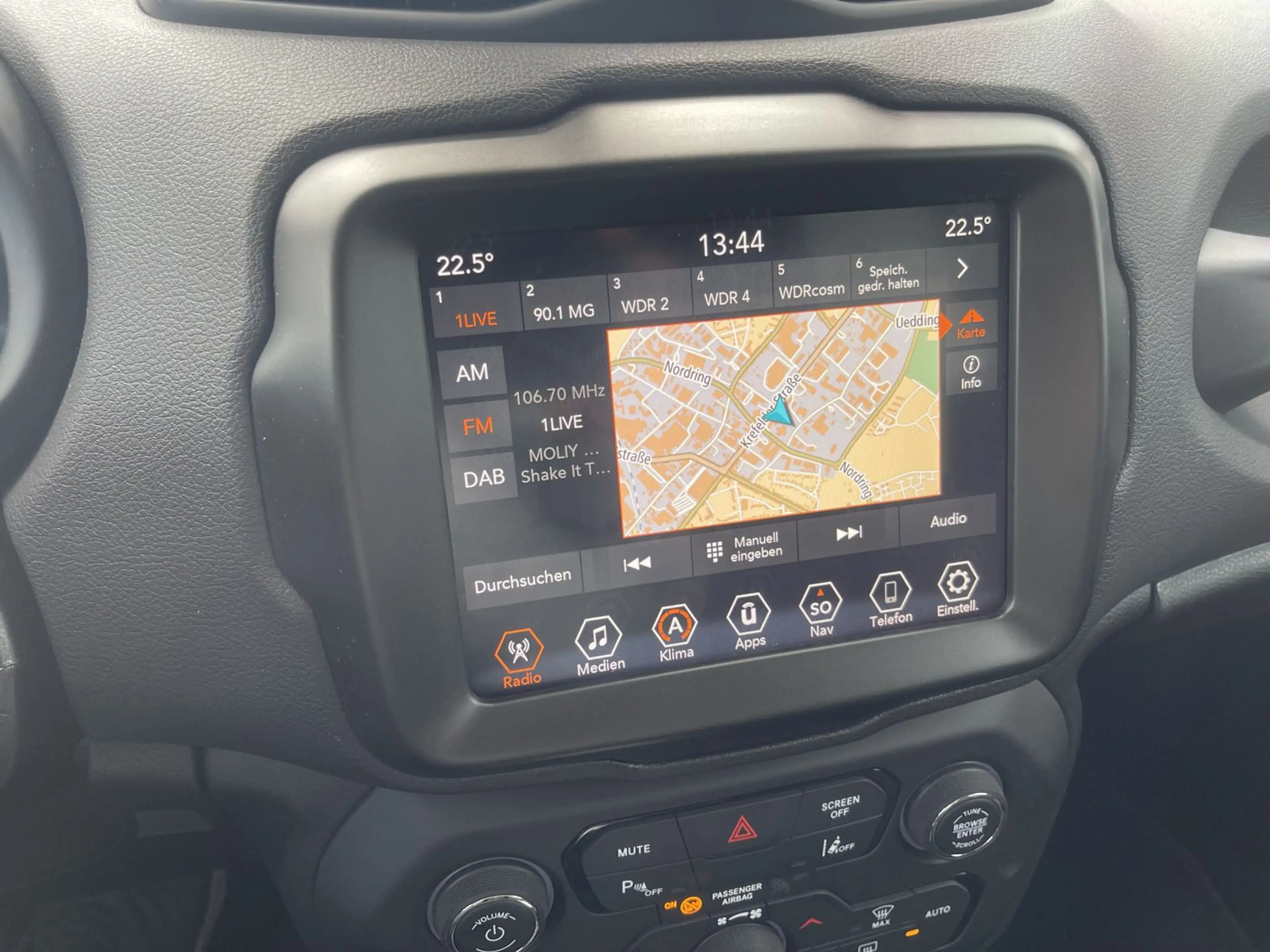 Jeep Renegade Limited 1,5 MHEV Mild Hybrid LED — photo 14