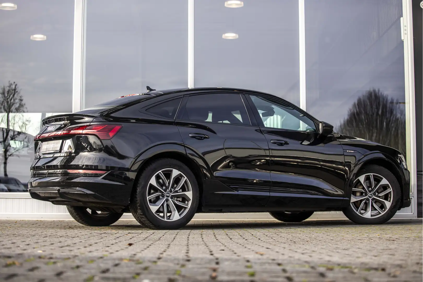 Audi e-tron Sportback 50 quattro S edition 71 kWh | Pano | Mem Zwart - 2