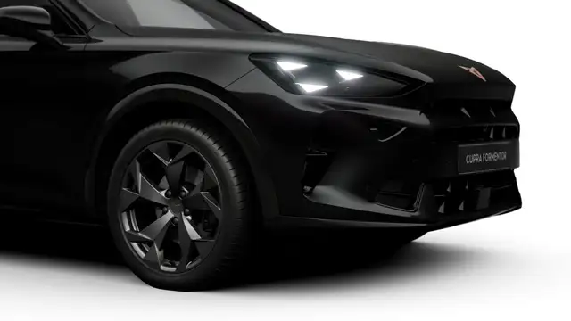 Cupra Formentor view 4