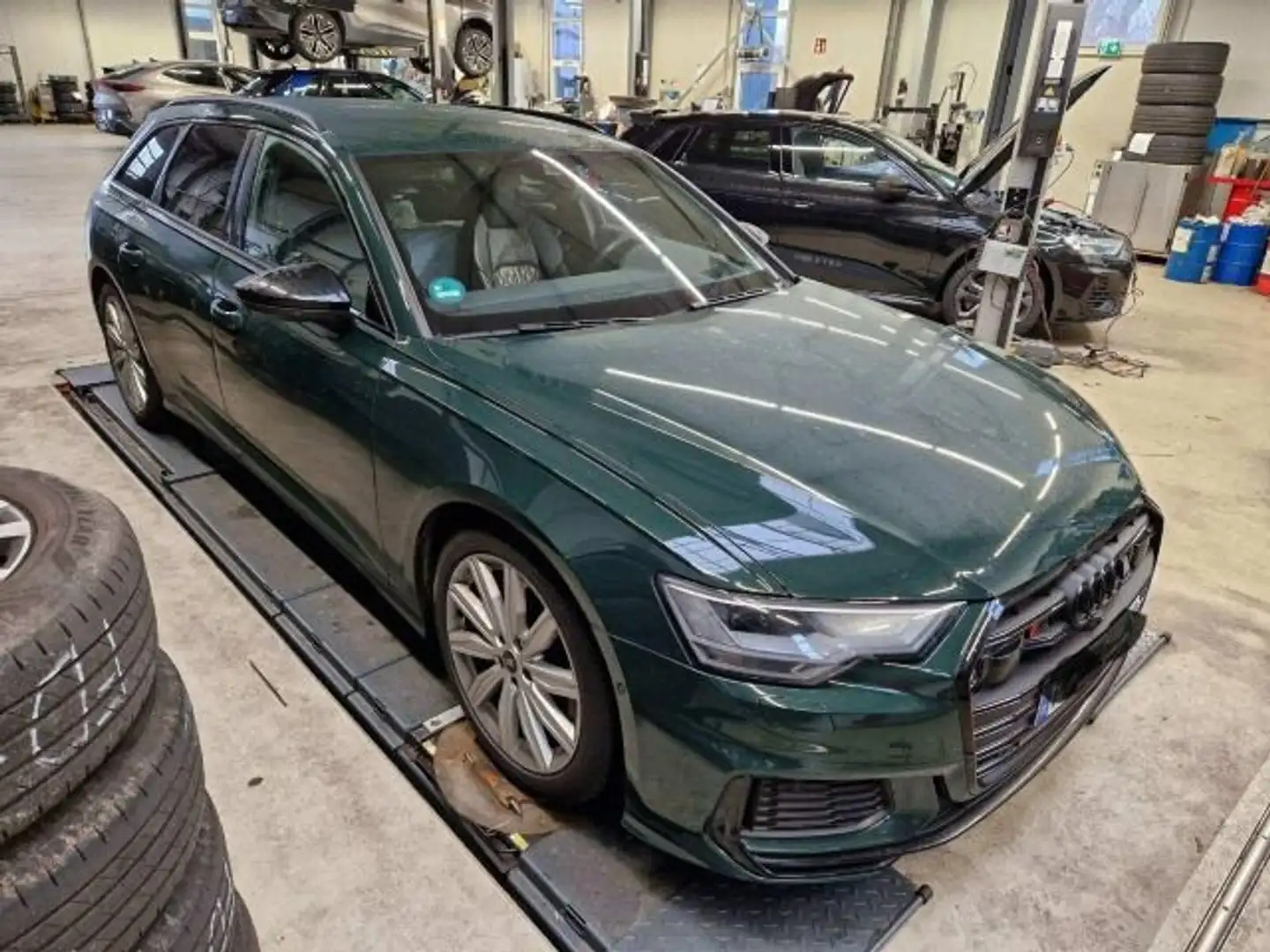 Audi S6 TDI AHK/StHz/Luft/HuD/Leder/exclusive Grün - 2