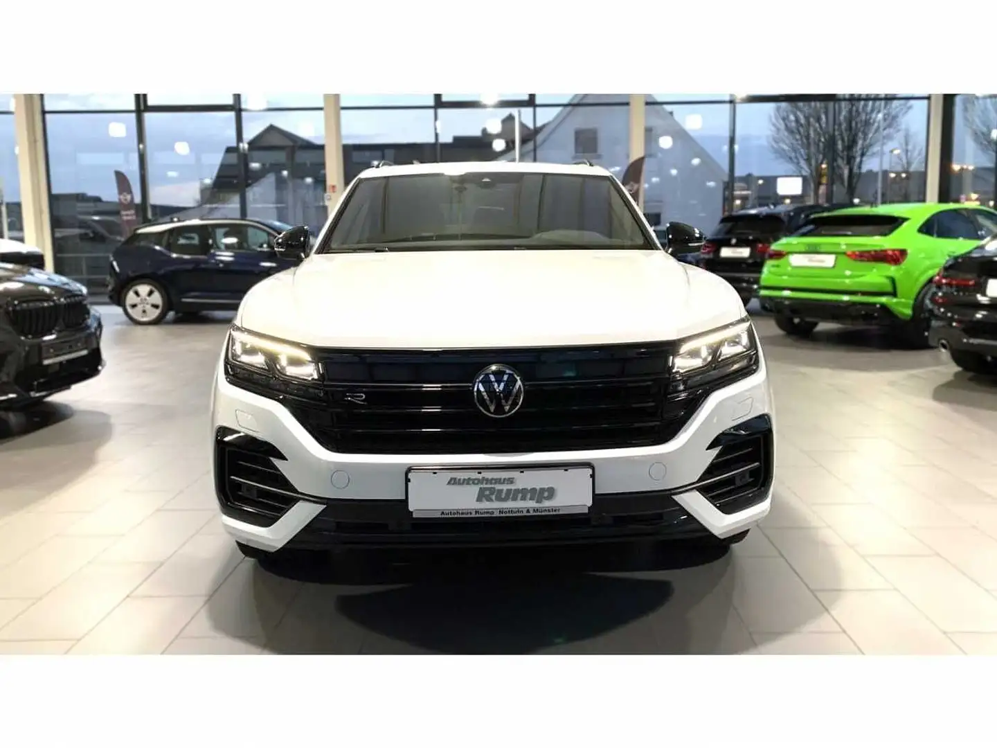Volkswagen Touareg R 4Motion eHybrid 3.0 V6 TSI EU6d Weiß - 2