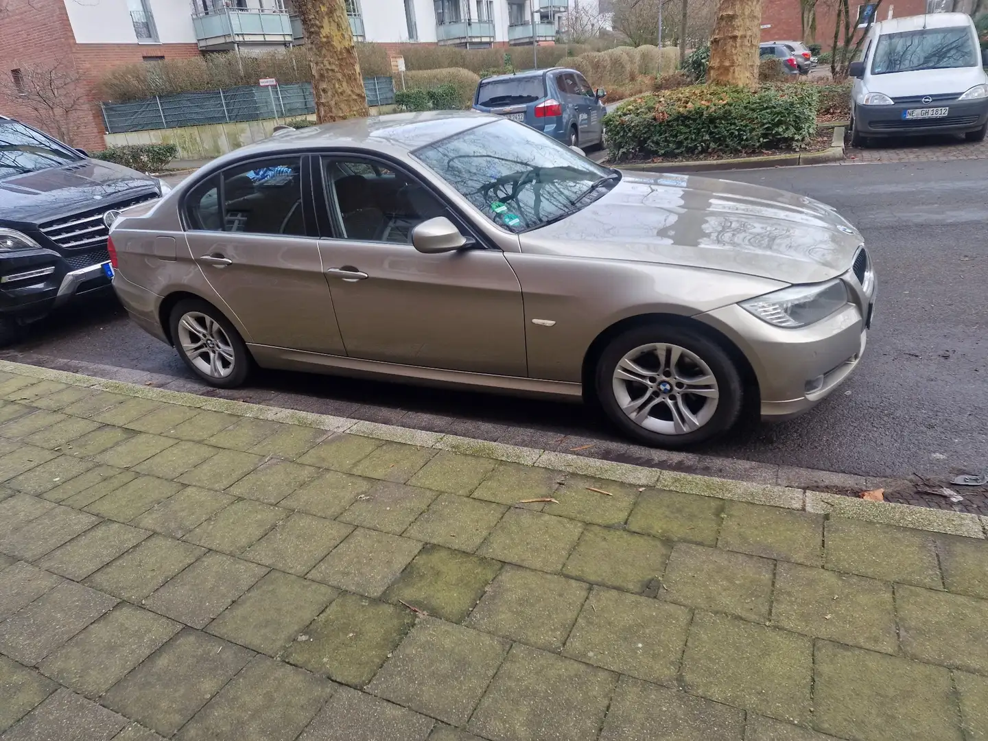 BMW 318 318d DPF Aut. - 2