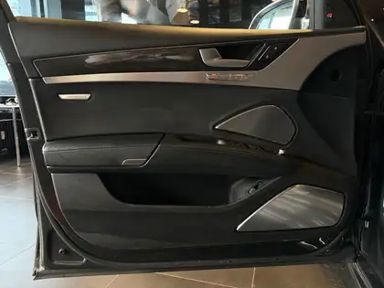 Annonce voiture d'occasion Audi S8 - CARADIZE
