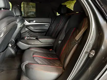 Annonce voiture d'occasion Audi S8 - CARADIZE