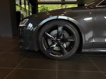 Annonce voiture d'occasion Audi S8 - CARADIZE