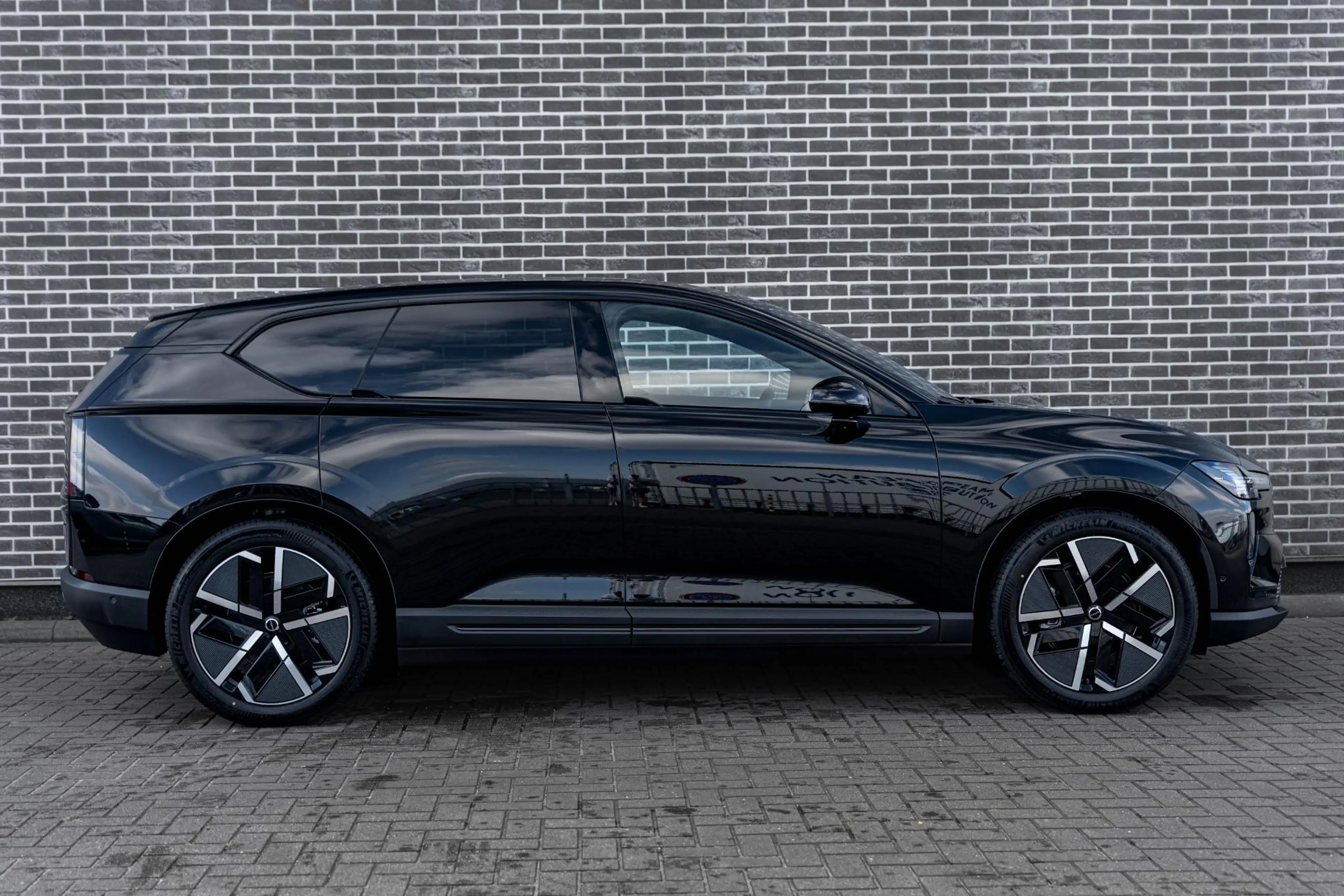 Volvo EX60 P10 AWD Ultra 95 kWh | 2.400 KG Trekgewicht | Goog — photo 5
