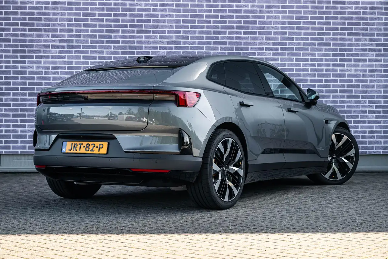 Polestar 4 2026
