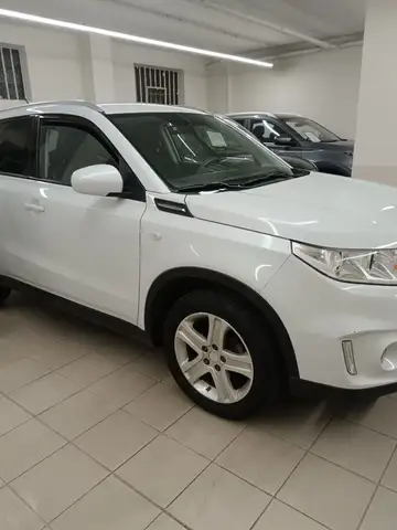 Suzuki Vitara (2015) 1.6 VVT V-Top