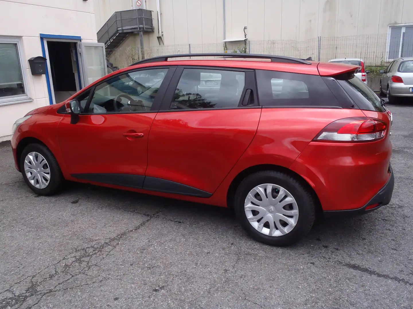 Renault Clio Grandtour 1.2 16V 75 Dynamique KLIMA Rot - 2