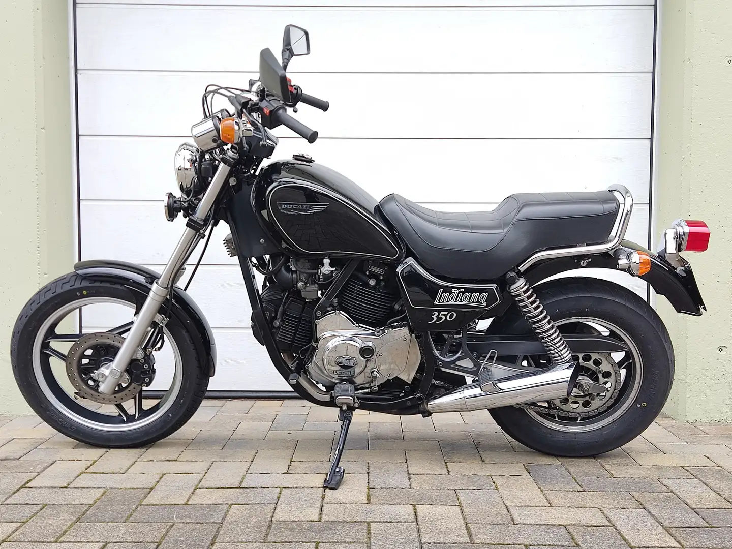 Ducati Indiana 350cc Чорний - 1