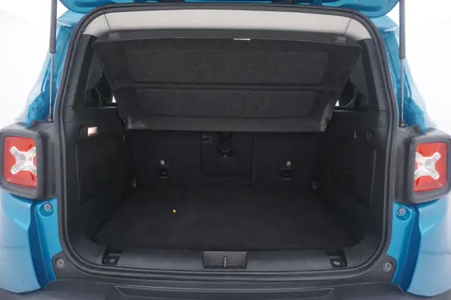 Jeep Renegade view 14