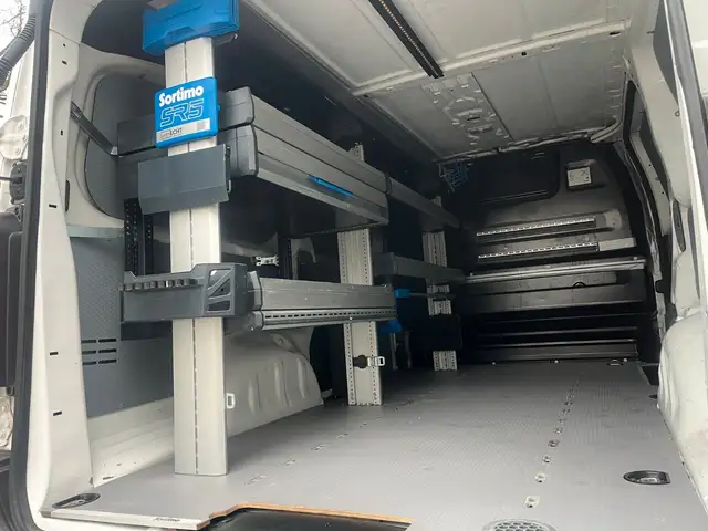 Opel Vivaro Kasten Lang L3 SORTIMO REGALE/KAMERA/NAVI