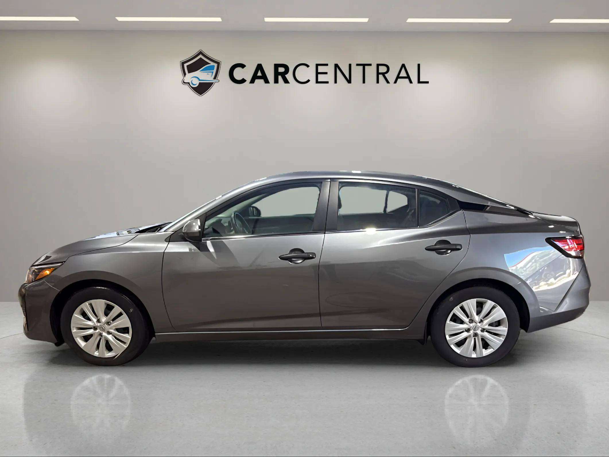 Gray 2024 Nissan Sentra Sedan Front-Wheel Drive Continuously Variable Transmission
