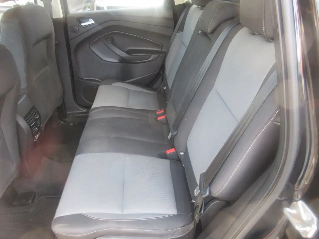 Ford Escape снимка Ford Escape