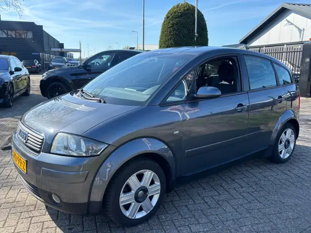 Audi A2 view 8