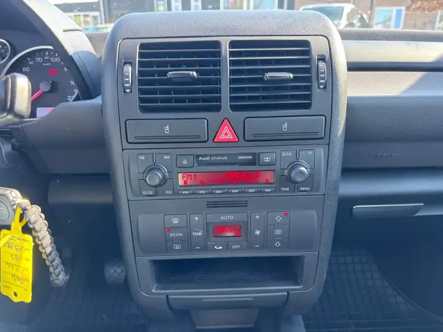 Audi A2 view 15