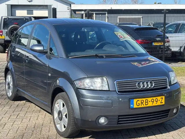 Audi A2 view 3