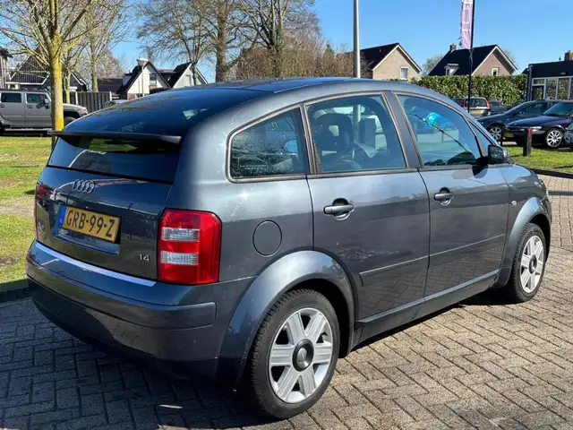 Audi A2 view 5
