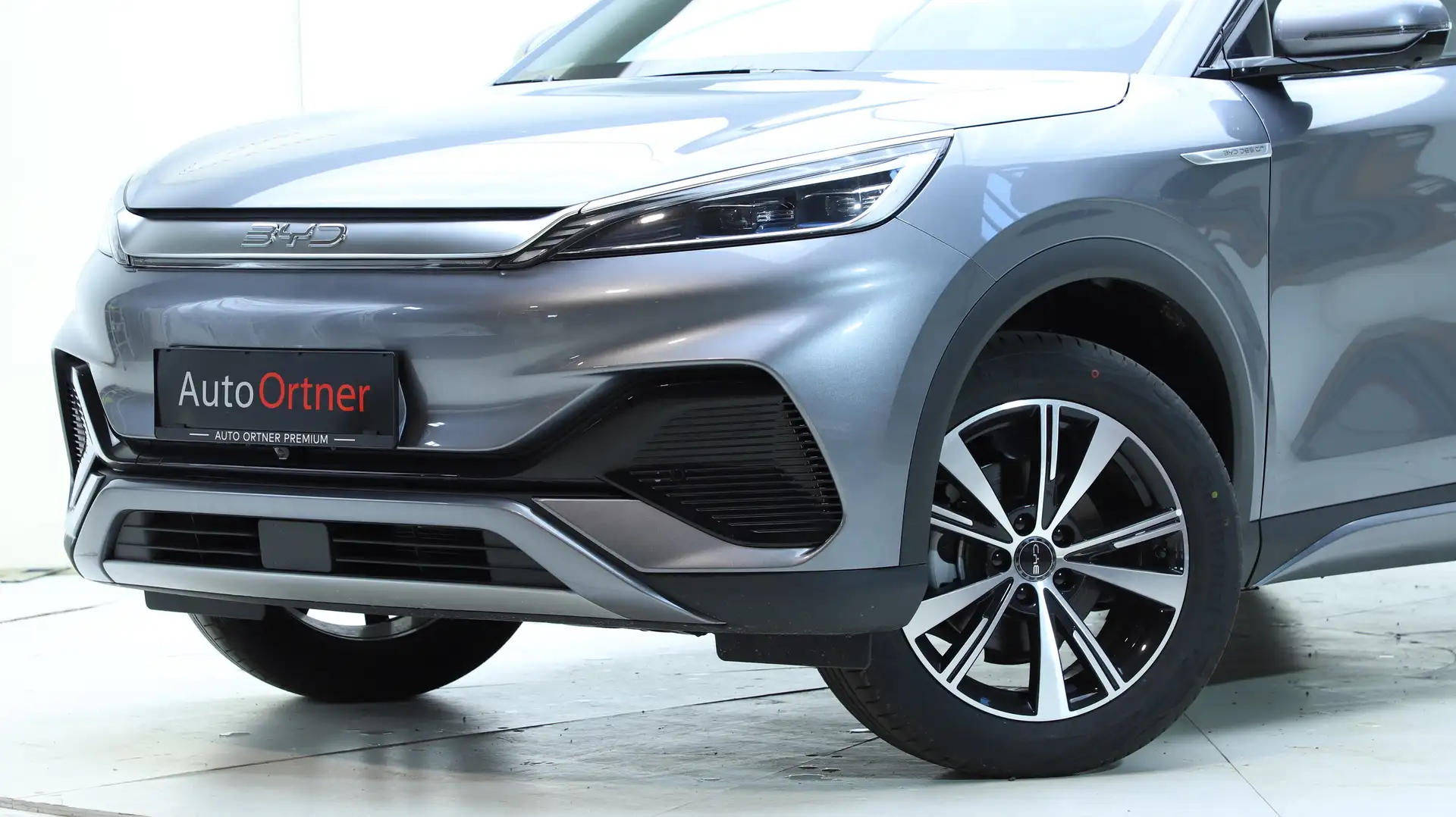 BYD Atto 3 Comfort 60,5 KWh Grau - 2