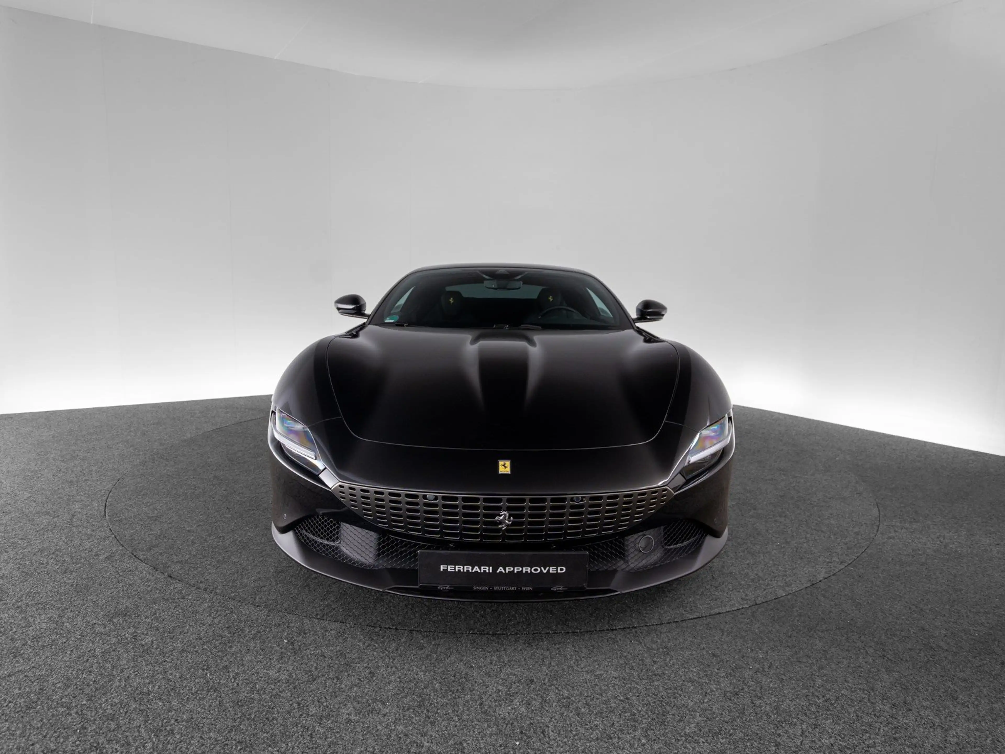 Ferrari Roma — photo 8