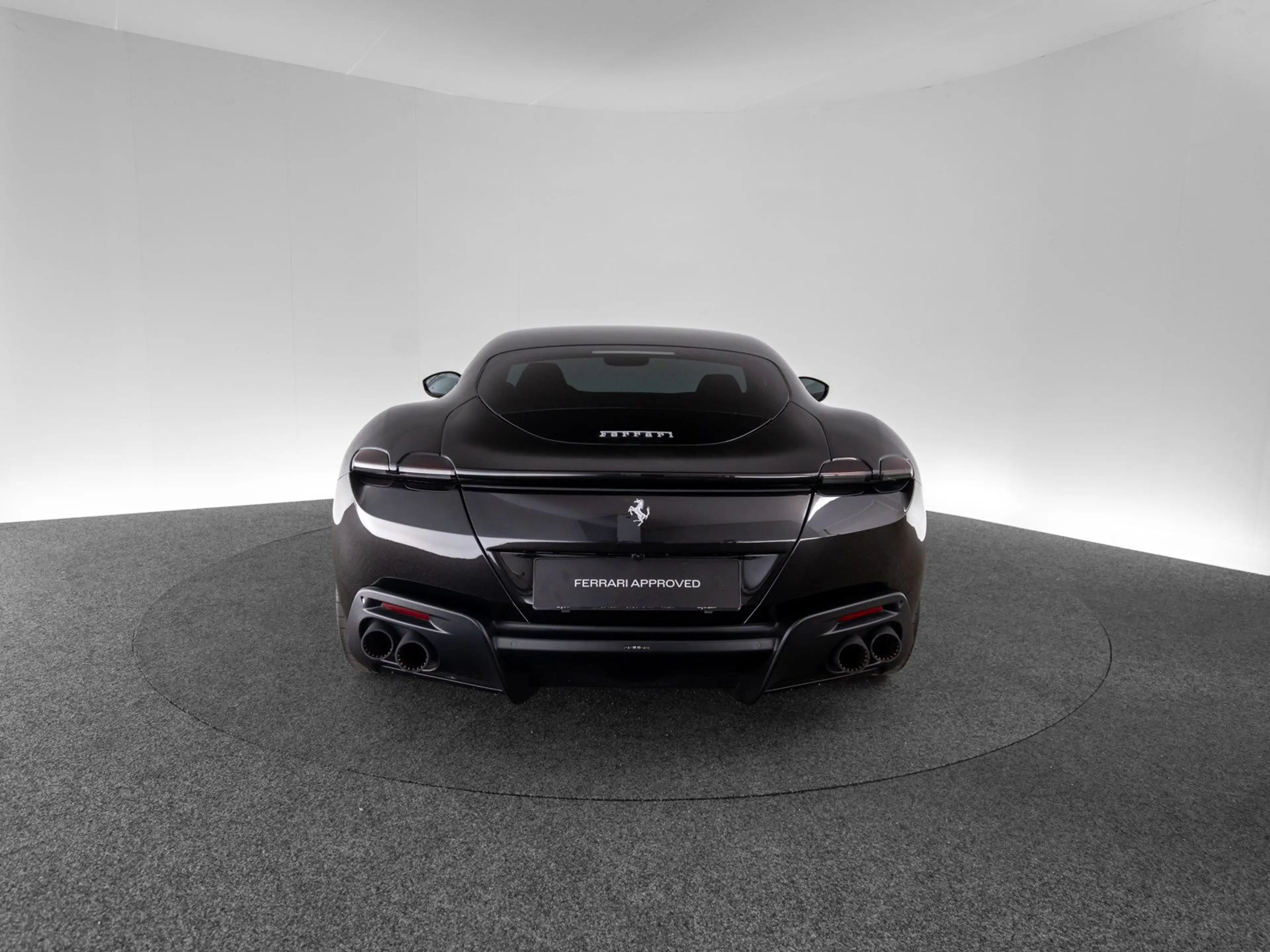 Ferrari Roma — photo 4