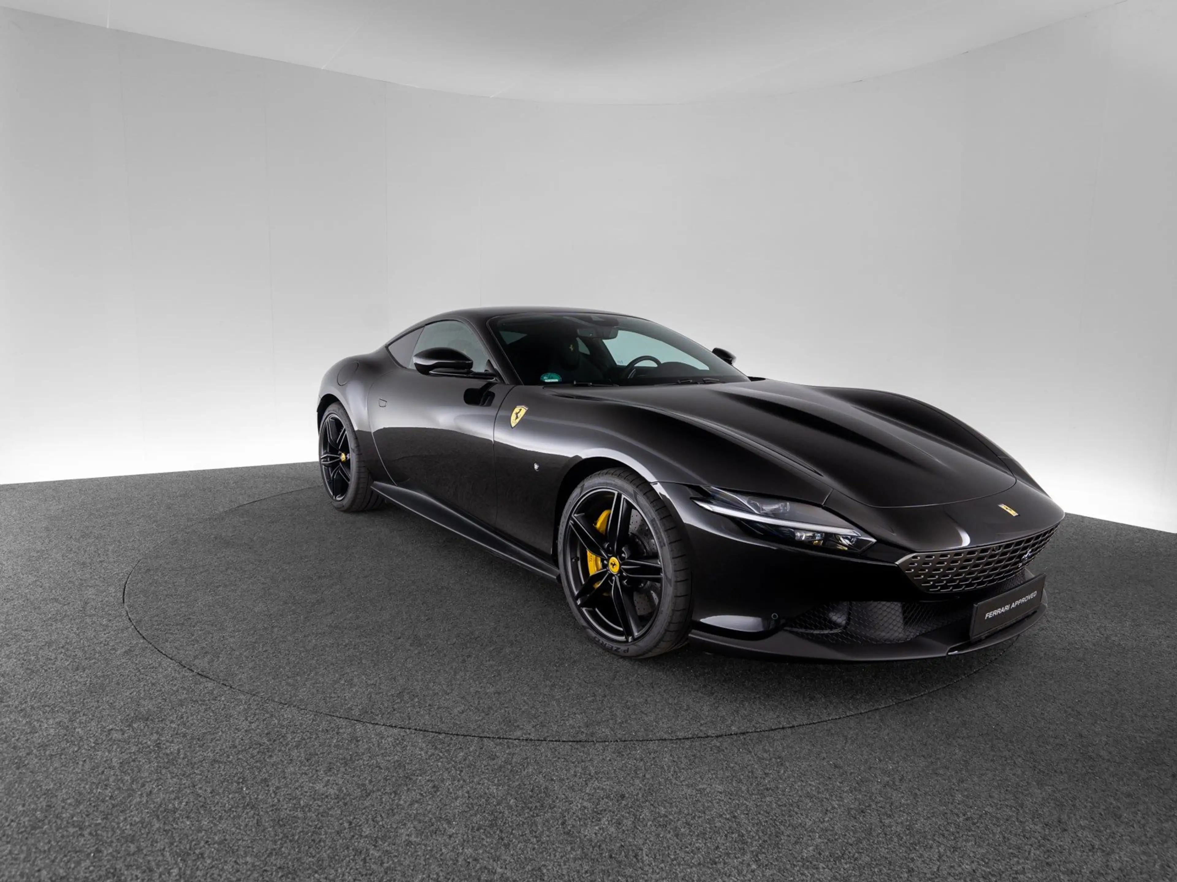 Ferrari Roma — photo 7