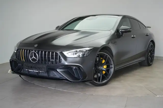 Mercedes-Benz AMG GT view 3