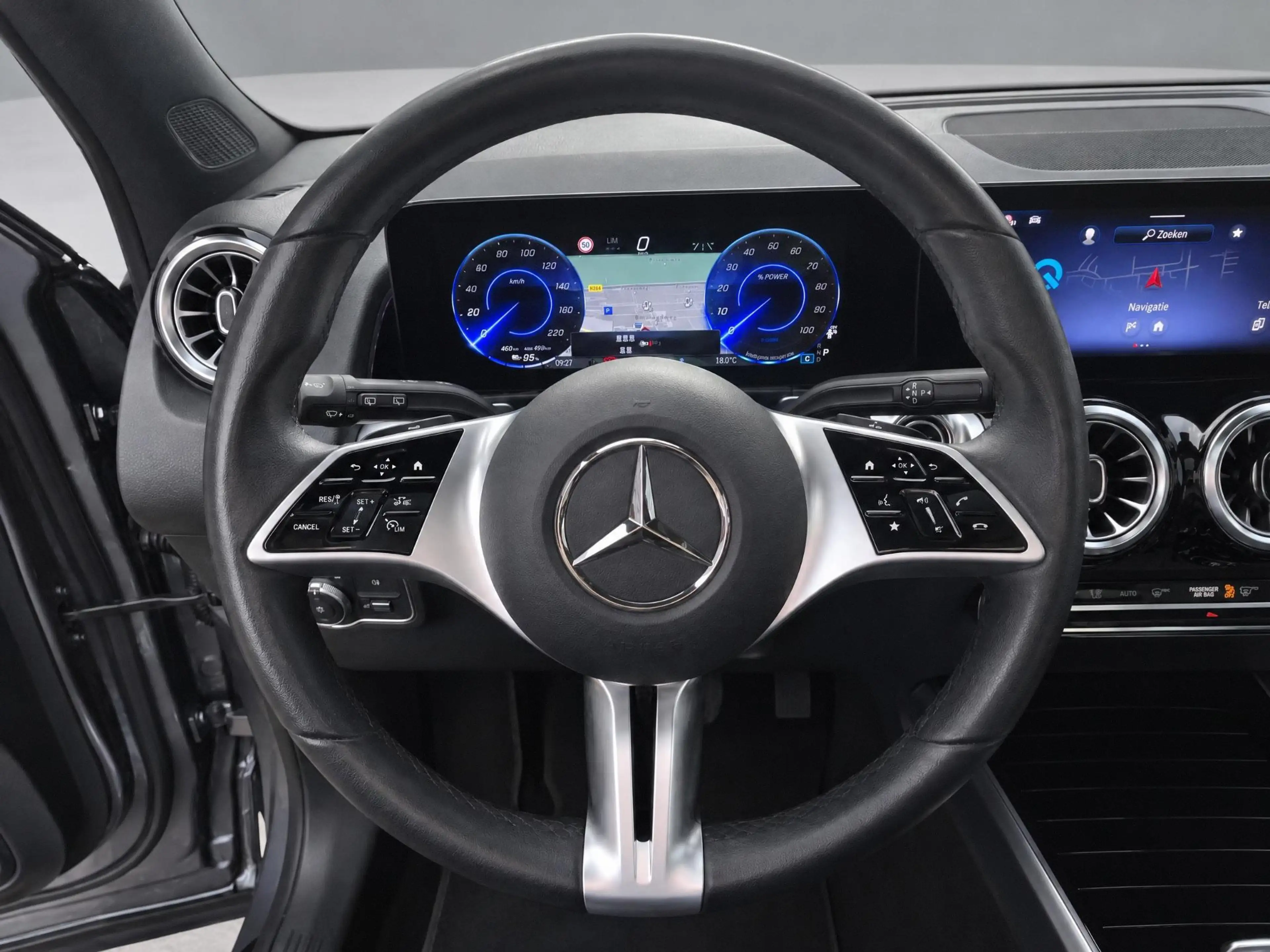 Mercedes-Benz EQB 250 250+ Business Solution AMG 7p. 71 kWh — photo 10