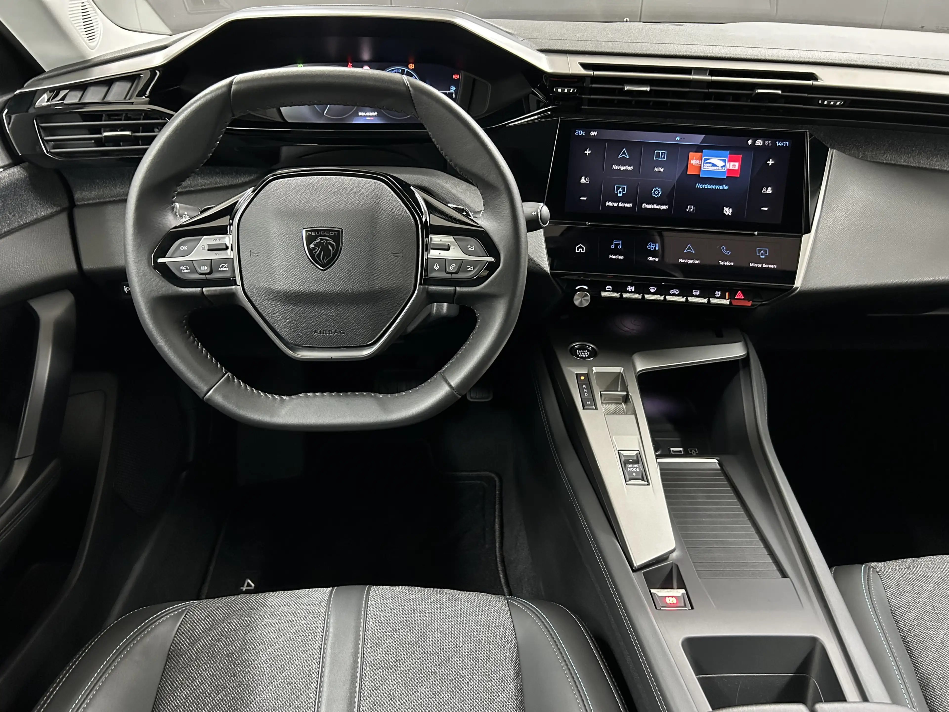 Peugeot 408 Hybrid 136 Allure+ACC+360*+LED+DAB+CarPlay — photo 12