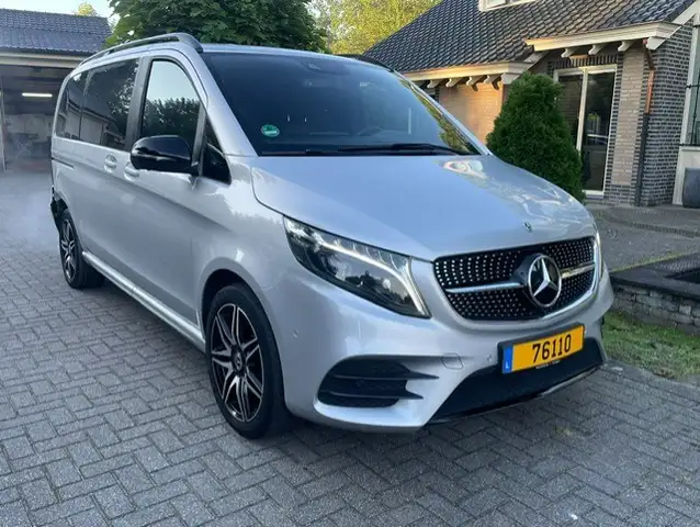 Mercedes-Benz V 300 d Avantgarde AMG LINE 7 ZITS LED