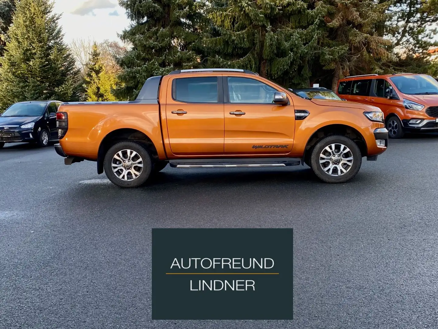 Ford Ranger Wildtrak Doppelk  1.Hand Vollausstattung Orange - 2