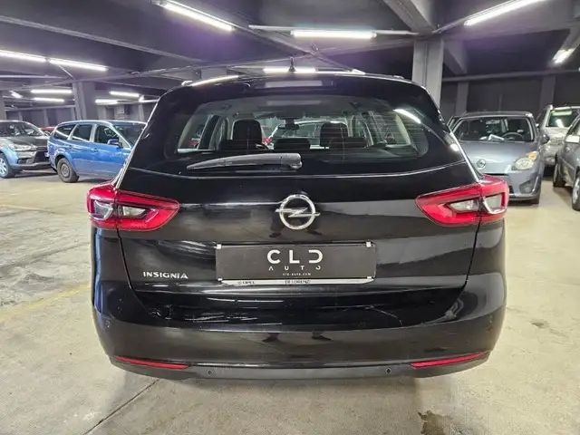 Opel Insignia view 6