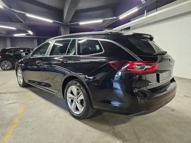 Opel Insignia view 7