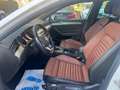 Volkswagen Passat Variant Passat Var TDI Elegance/IQ-Light/ACC/R-Line/NAVI Wit - thumbnail 9