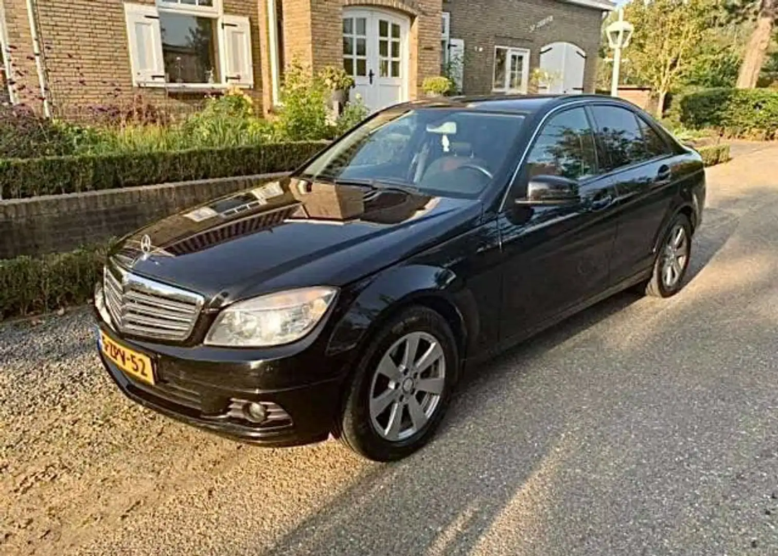 Mercedes-Benz C 200 Business Class Automaat Navi Airco Electr Pakket Zwart - 2