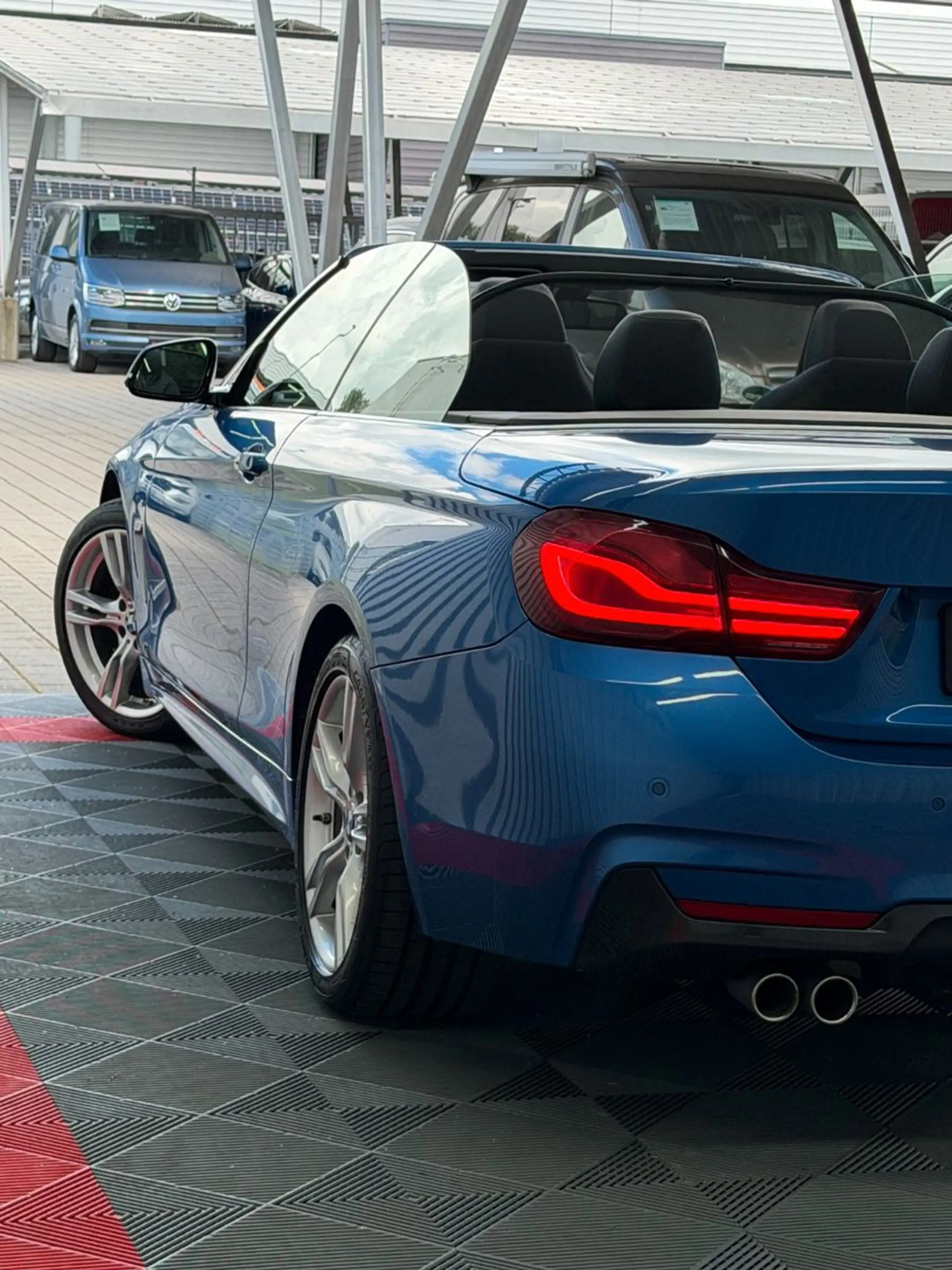 BMW 420 i Cabrio M Paket LED Leder Tempo Navi SHZ — photo 12
