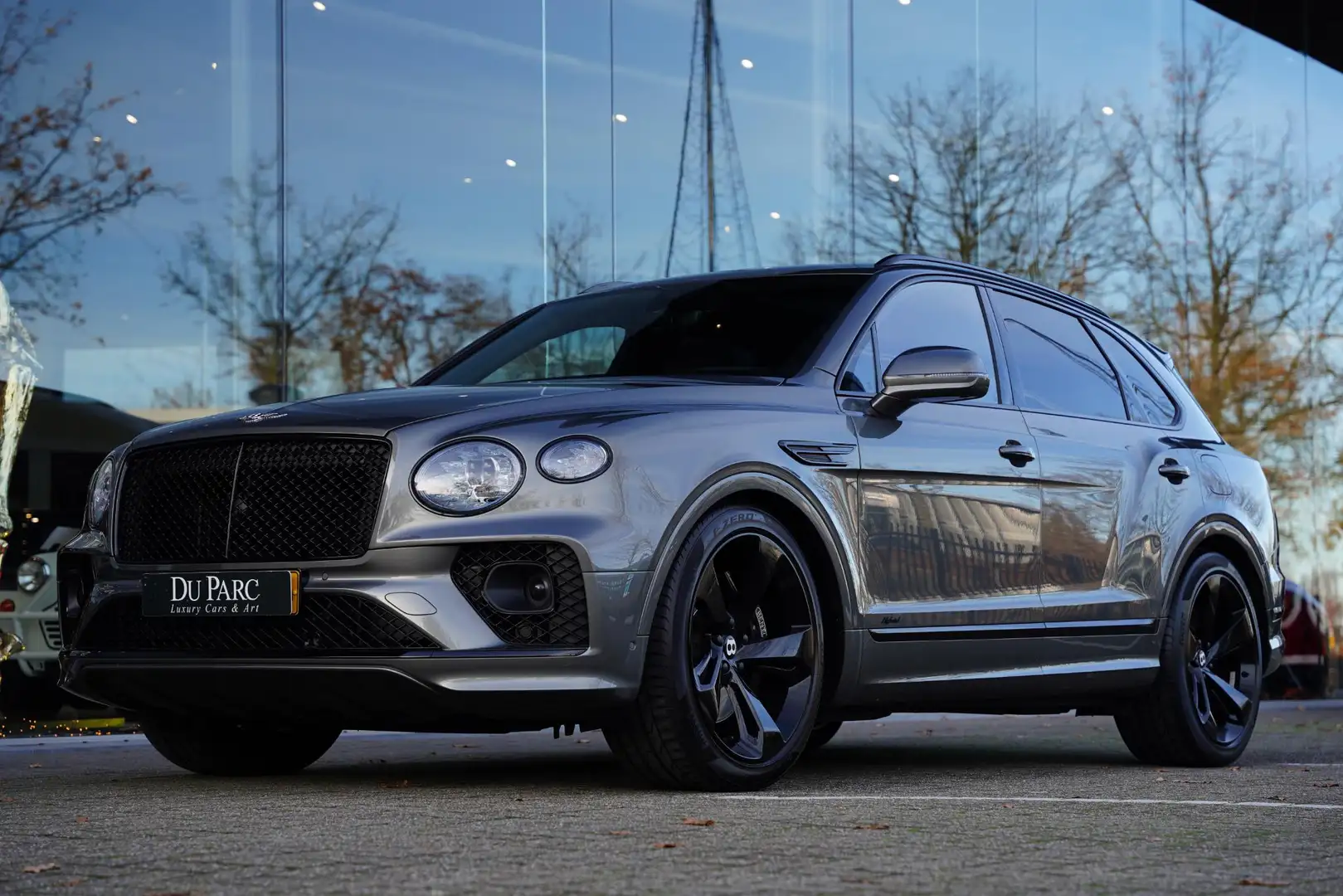 Bentley Bentayga 3.0 V6 Hybrid | Touring Pack | 22" | NL-Auto | Bla Gris - 1