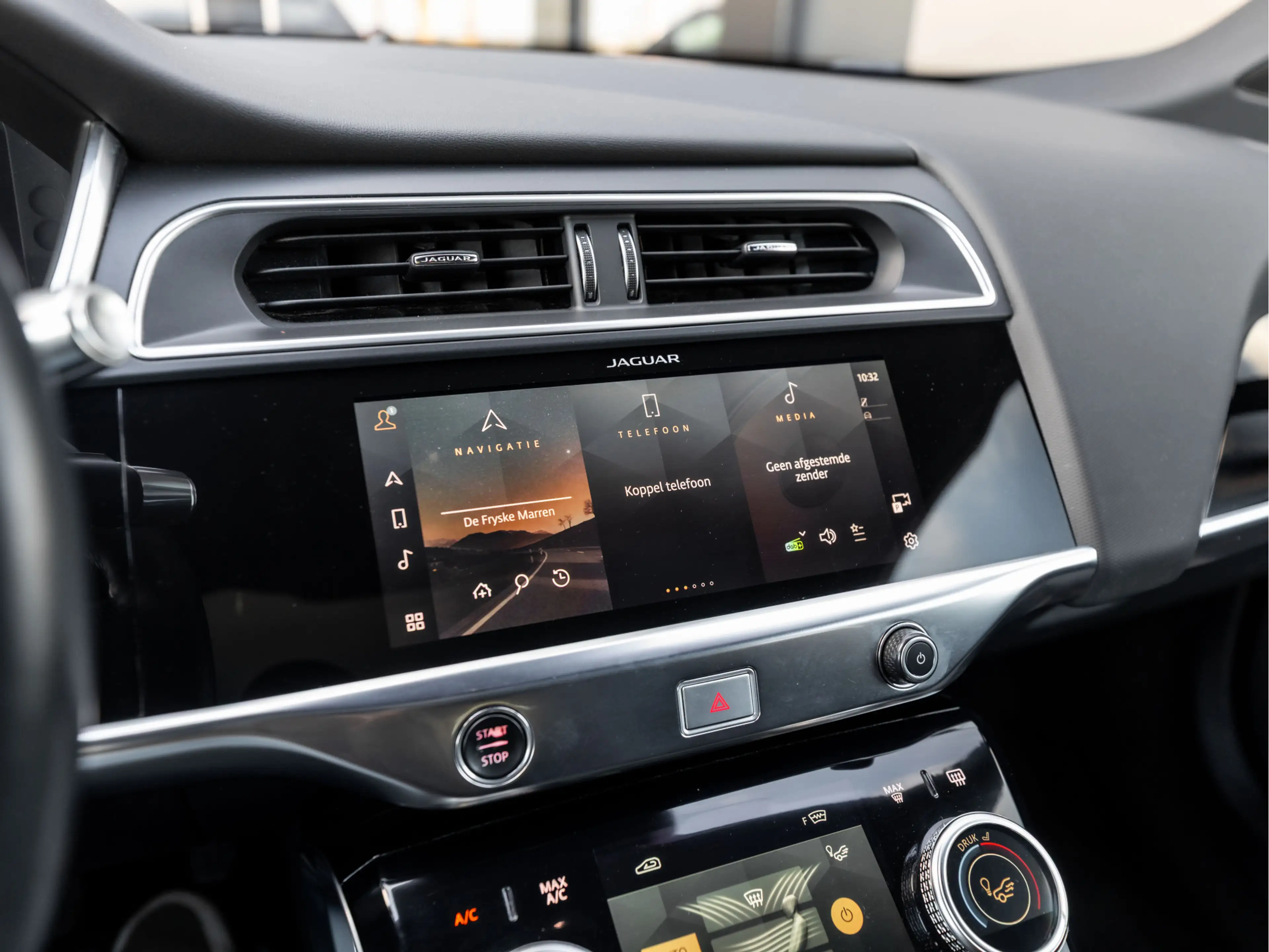 Jaguar I-Pace EV400 S 90 kWh | Panoramadak | 3-fase laden | Blac — photo 12