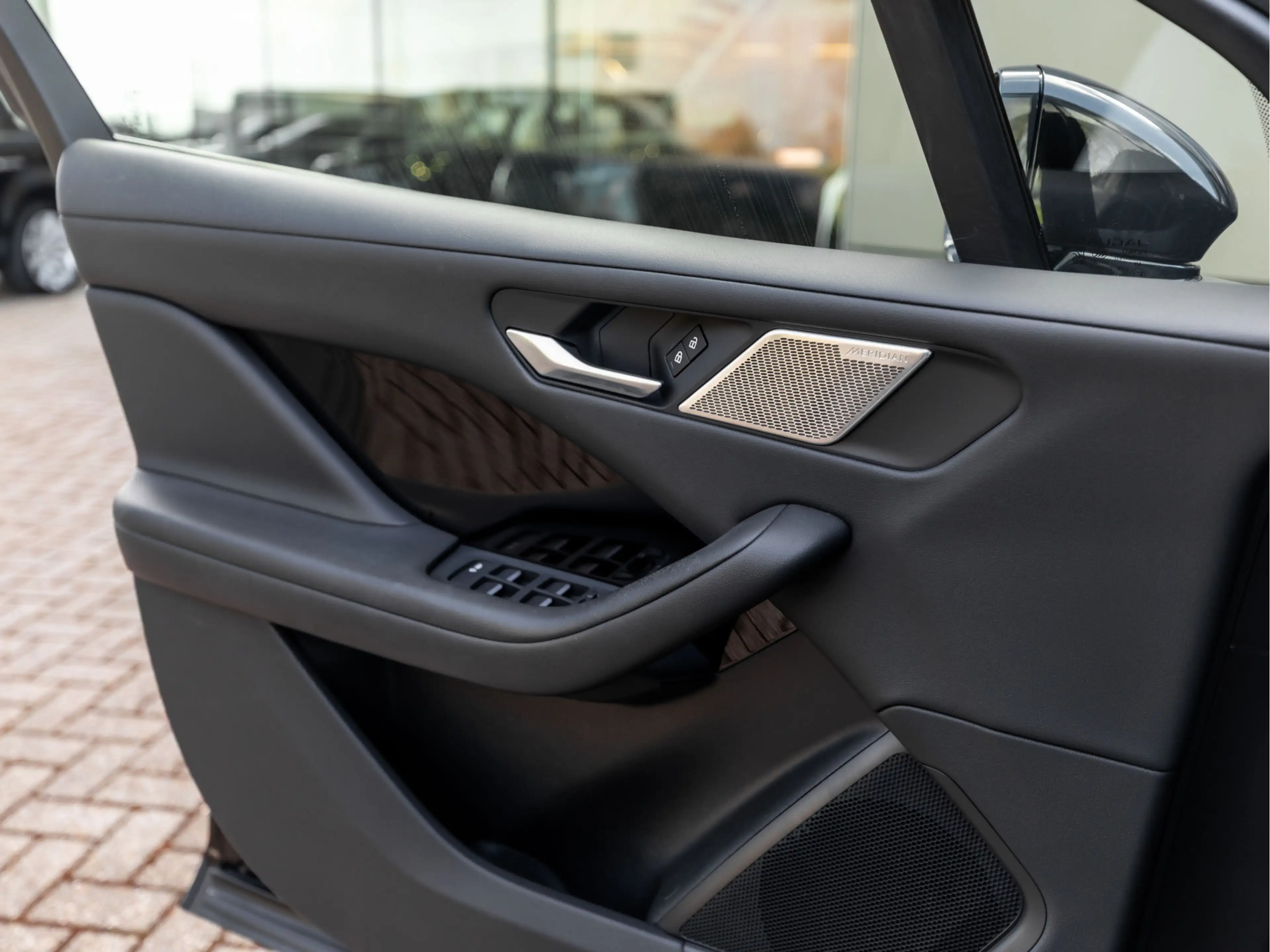 Jaguar I-Pace EV400 S 90 kWh | Panoramadak | 3-fase laden | Blac — photo 34