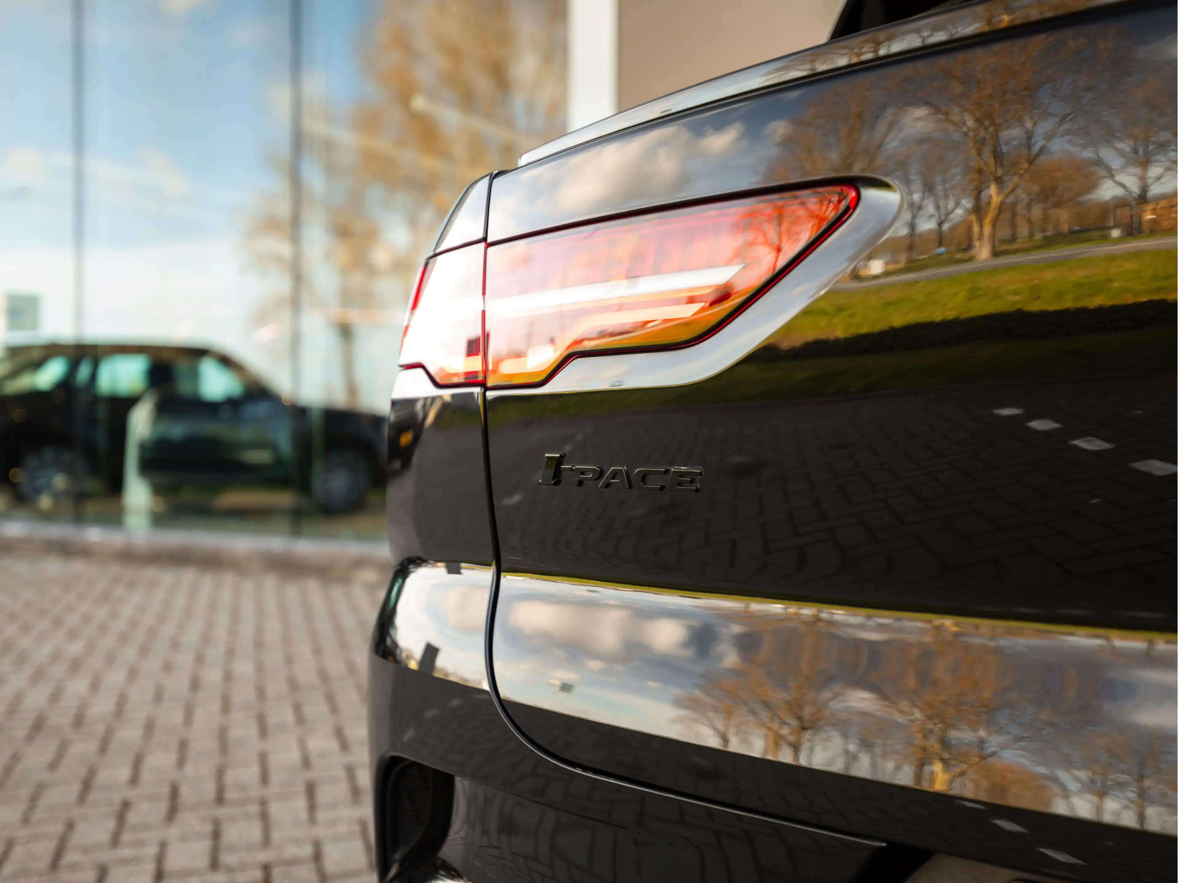 Jaguar I-Pace EV400 S 90 kWh | Panoramadak | 3-fase laden | Blac — photo 29
