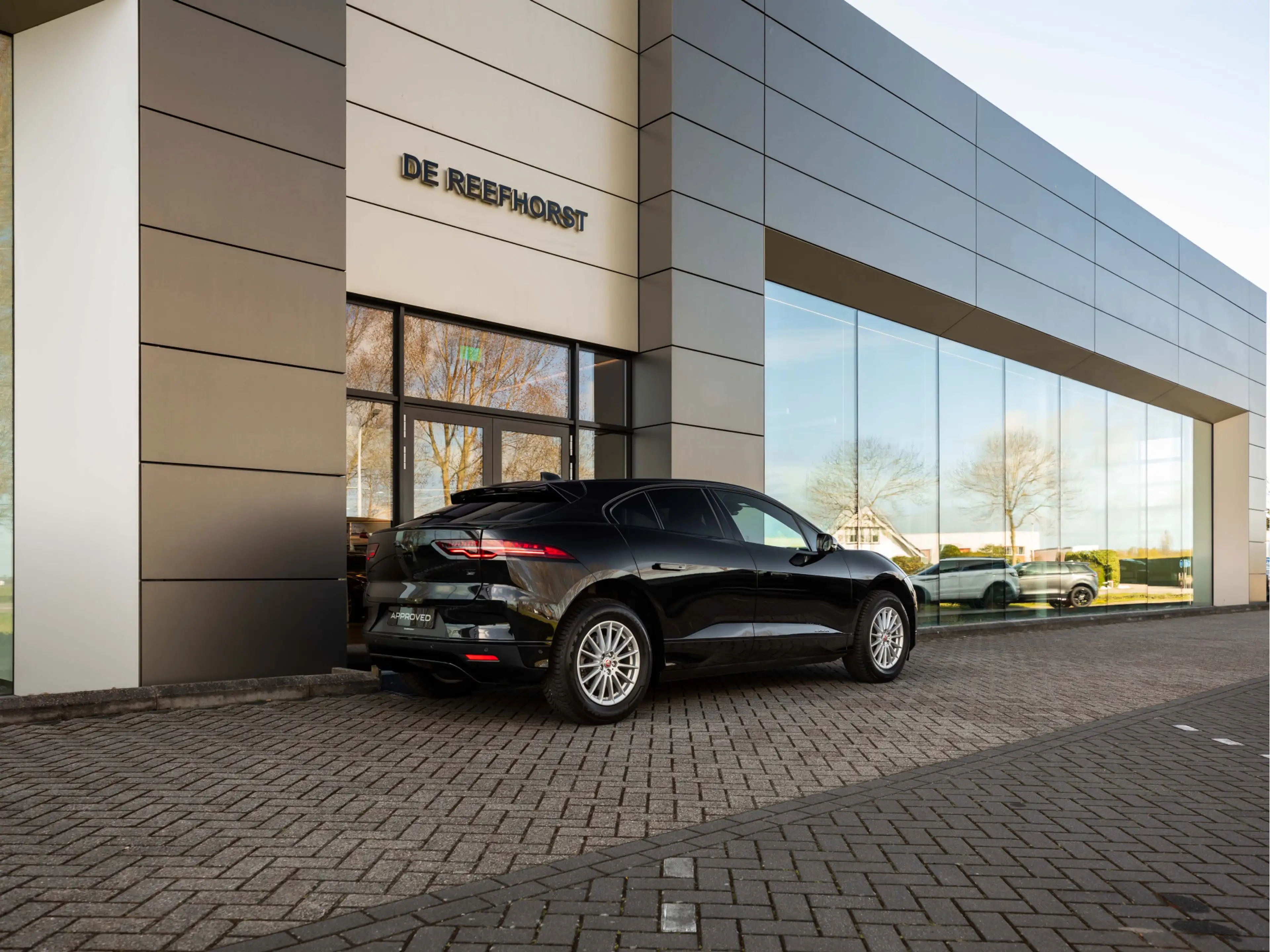 Jaguar I-Pace EV400 S 90 kWh | Panoramadak | 3-fase laden | Blac — photo 25