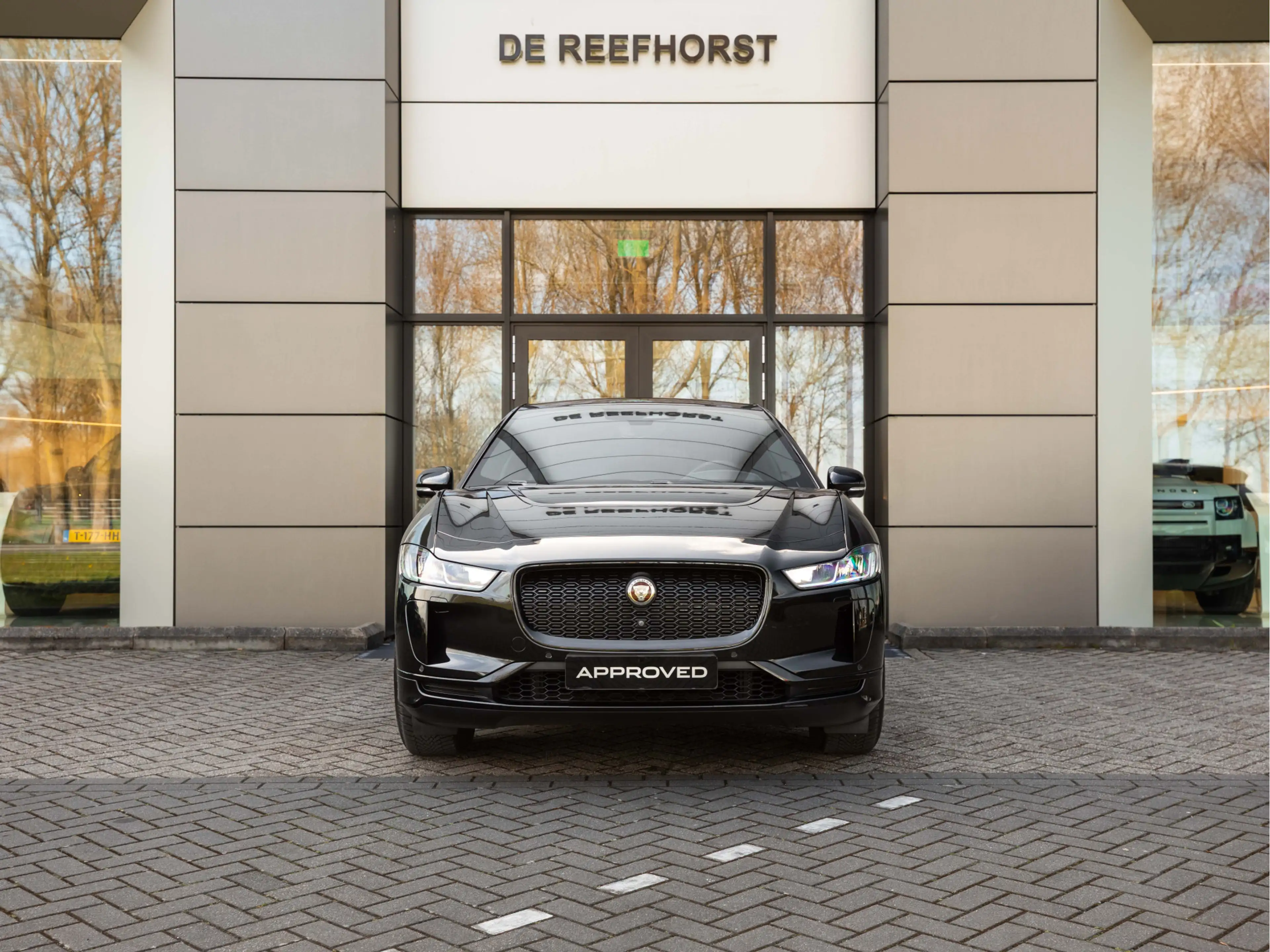 Jaguar I-Pace EV400 S 90 kWh | Panoramadak | 3-fase laden | Blac — photo 6